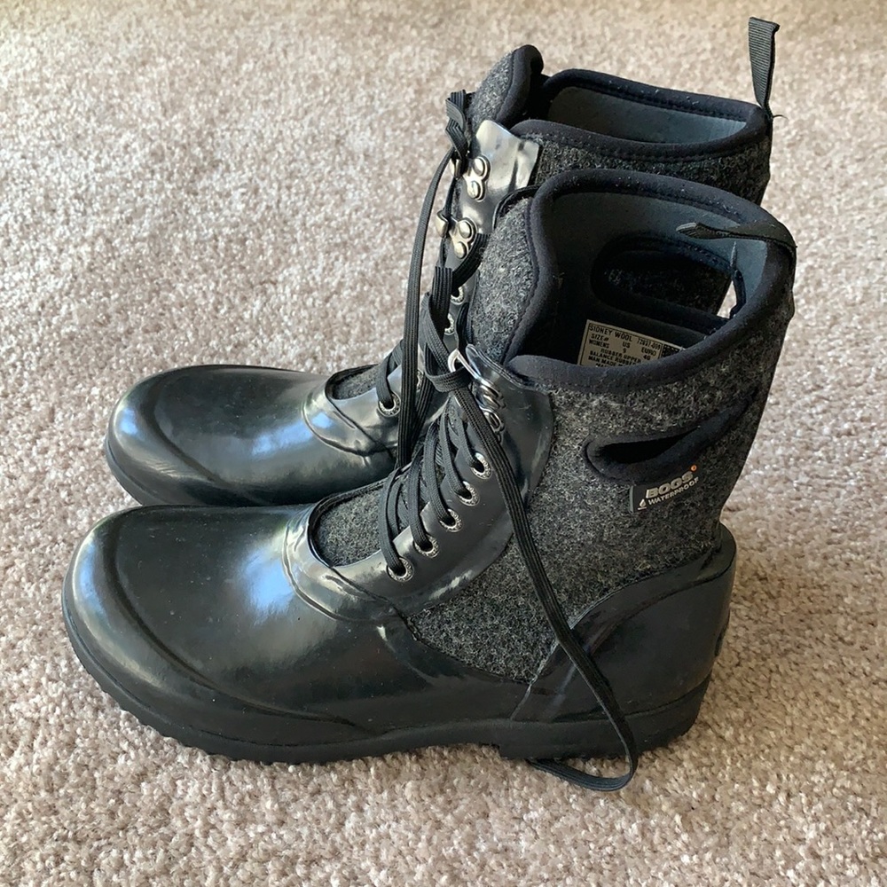 BOGS Sydney Wool black Womens boots size 9